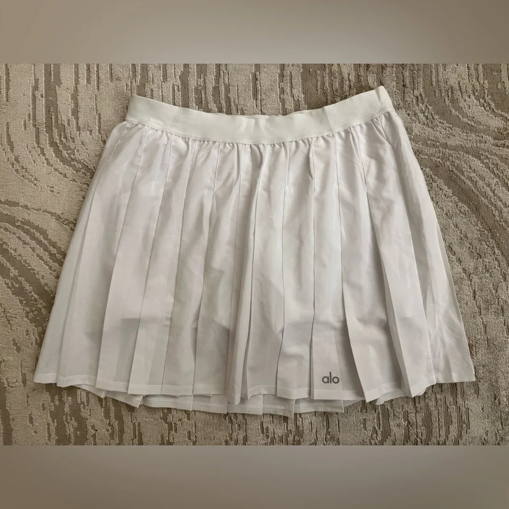Alo Yoga White Pleated Varsity Tennis Skirt with Shorts - Size L